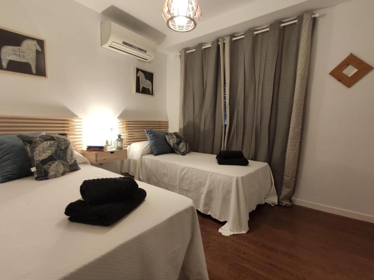Byhouse Atico Matias Lopez Apartment Sarria Ngoại thất bức ảnh