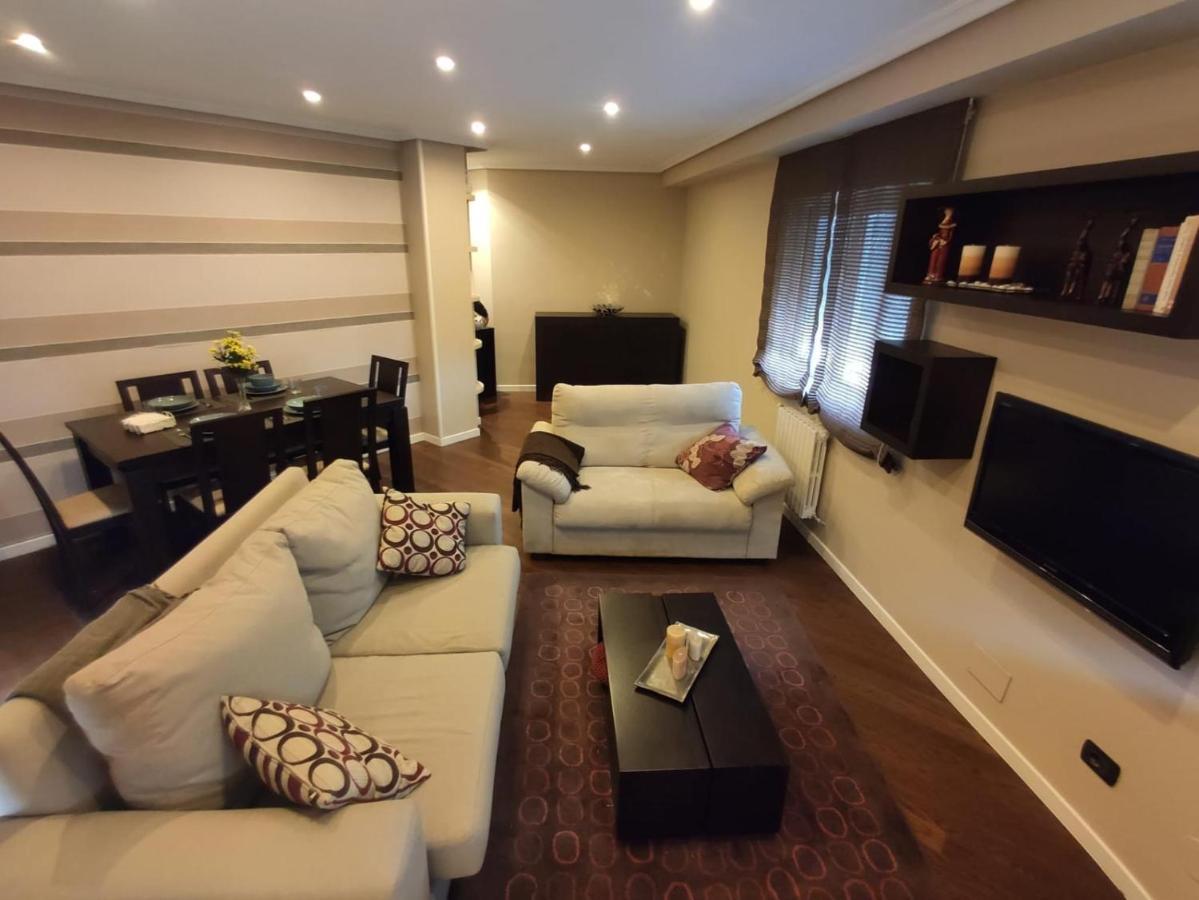 Byhouse Atico Matias Lopez Apartment Sarria Ngoại thất bức ảnh